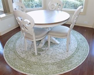 Kitchen Table w/4 Chairs and Extension