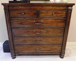 Berhardt 6 Drawer Dresser