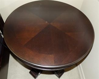 Pedestal Table