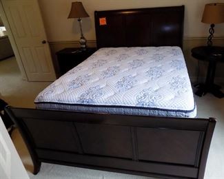 Queen Sleigh Bed w/New Serta Perfect Sleeper PillowTop Mattress
