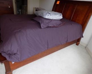 Full Size Sleigh Bed and Mattress