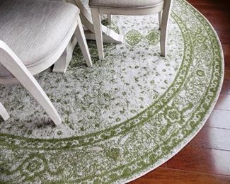 Round Green and White Rug