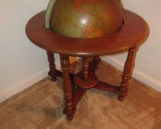 Floor globe