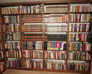 Full library of books including the subjects of Art, History, Philosophy, War, Local interests and so on...