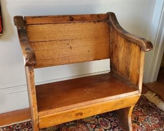 pew style bench/chair