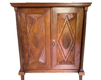 Lot 004
Antique Carved Front LiquorCabinet