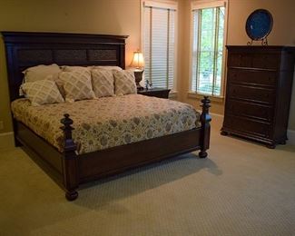 ornate king size bed