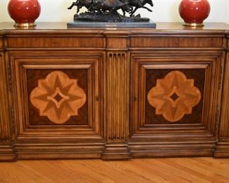 Gorgeous sideboard cabinet with beautiful inlay work.