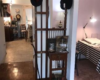 Items Located In The Foyer