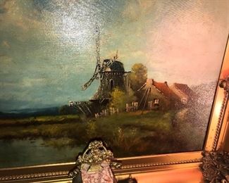 Items Located In The Dining Room