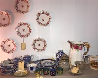 Items Located In The Dining Room