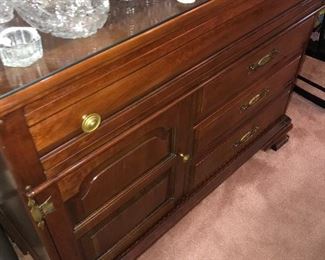 Items Located In The Dining Room
