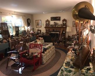 Items Located In The Family Room