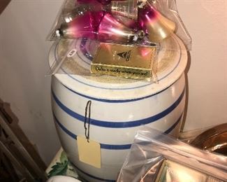 Items Located In The Family Room