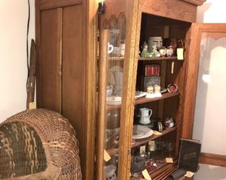 Items Located In The Family Room