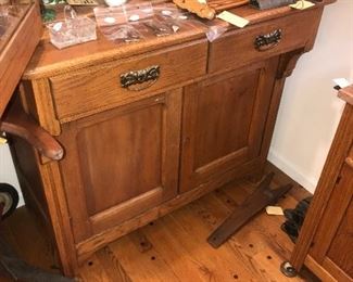 Items Located In The Family Room