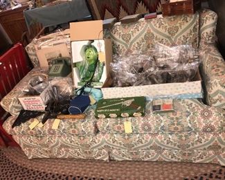 Items Located In The Family Room