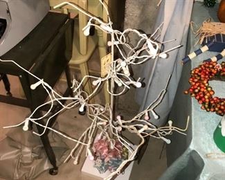 Items Located In The Lower Level
