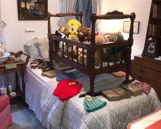 Items Located In The 1st Bedroom