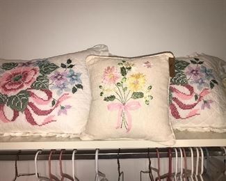 Items Located In The 1st Bedroom