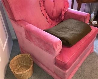 Items Located In The 1st Bedroom