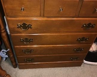 Items Located In The 1st Bedroom