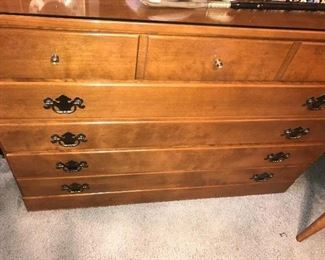 Items Located In The 1st Bedroom