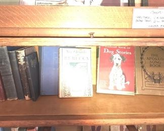 Items Located In 2nd Bedroom
