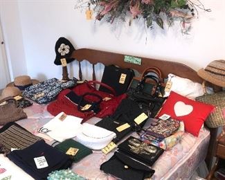 Items Located In 2nd Bedroom