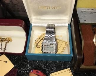 Items Located In The 3rd Bedroom