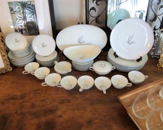 53pc. Noritake fine porcelain vintage china - "Candice"