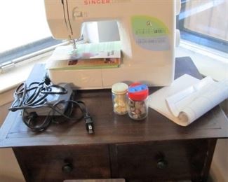 Singer Esteem sewing machine