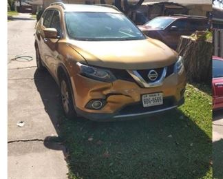 2015 Nissan Rogue SL. $13,000
Negotiable.