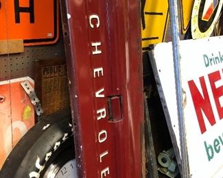 Vintage Chevy Tailgate square box