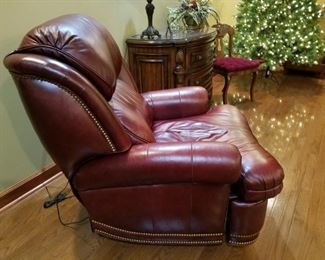 A closer look at the Hancock & Moore leather power recliner