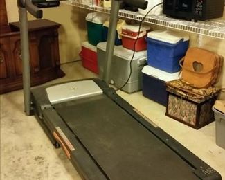 Nordic Track T5zi treadmill with power incline