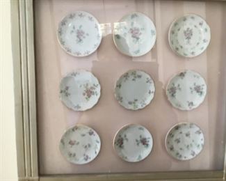 Small framed plates