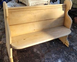 Cute vintage bench Downers Grove $45
