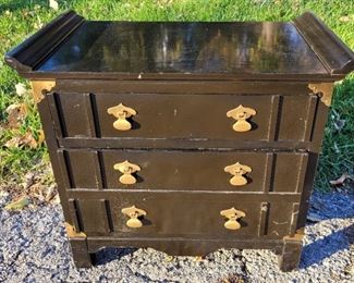 Lane 2 drawer small chest Asian 165.00 wooddale