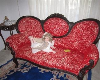 Victorian couch 