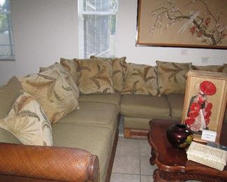 Large sectional couch no stains on cushions at all