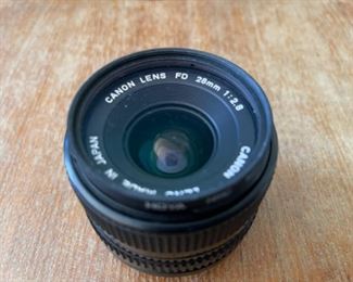$125 Mint Canon Lens 28mm f 2.8 
