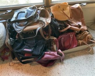 LARGE SLECTION OF HAND BAGS