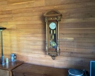 ANTIQUE WALL CLOCK