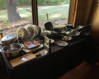 COOKWARE.  POTS AND PANS. 