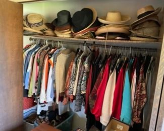 LADIES CLOTHING. ENDLESS. LIKE NEW