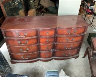 DRESSER WITH MIRROR. PAINTERS SPECIAL