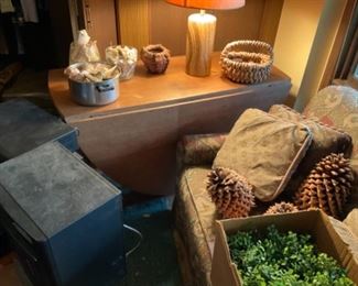 WALNUT DROP LEAF TABLE