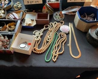 MISCELLANEOUS JEWELRY 