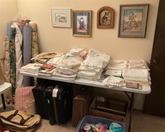 TABLE CLOTHS, FINE WHITE LINENS 